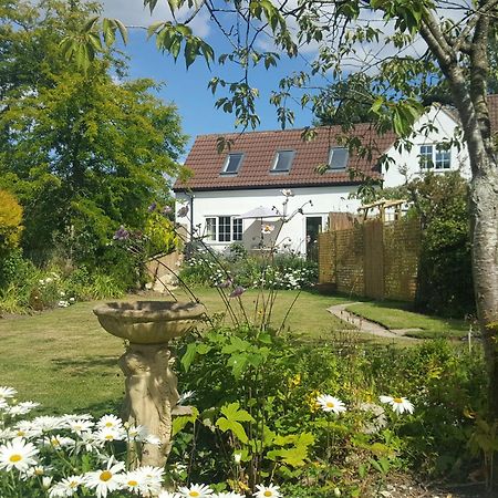 Вилла 1 Bed In Taunton 75135 Isle Brewers Экстерьер фото