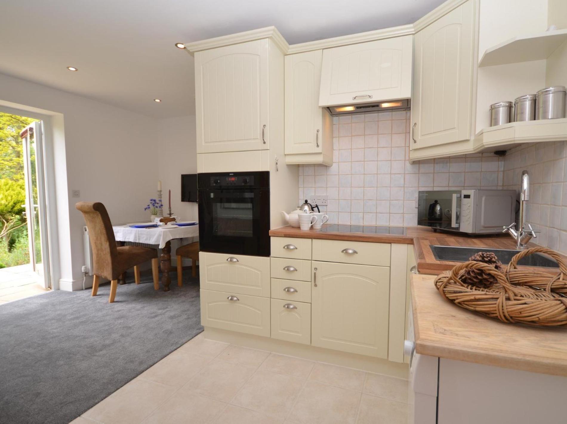 Вилла 1 Bed In Taunton 75135 Isle Brewers Экстерьер фото