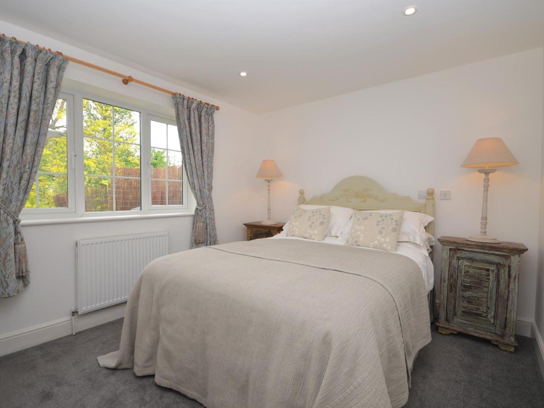 Вилла 1 Bed In Taunton 75135 Isle Brewers Экстерьер фото